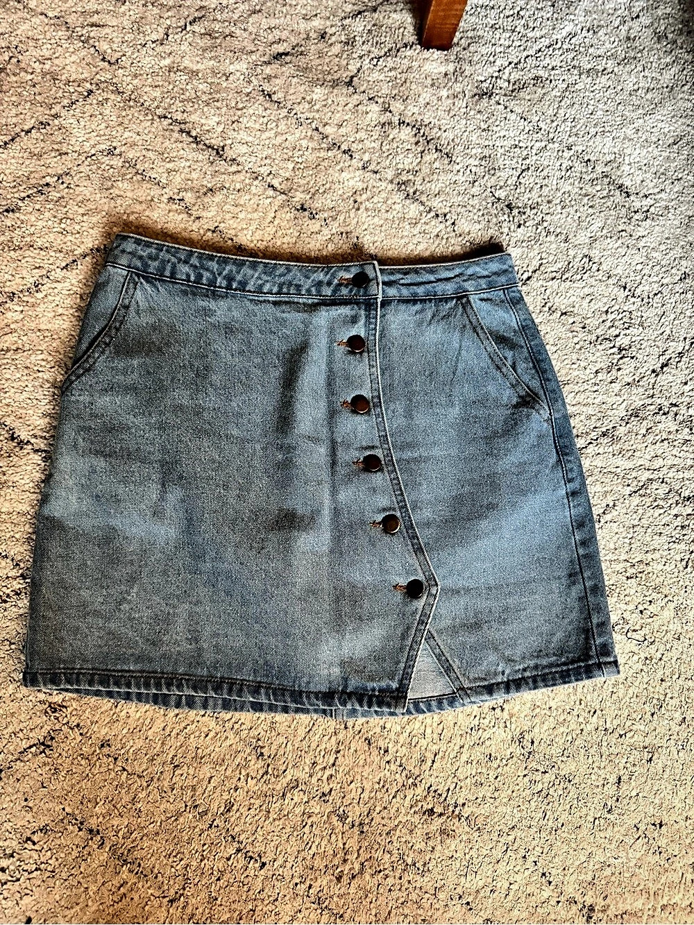 Honey Belle Denim Button-Front Mini Skirt in Blue Size Medium